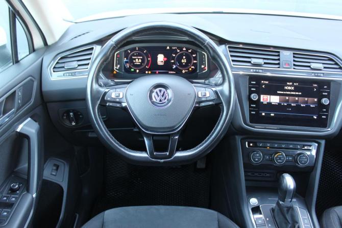 Volkswagen Tiguan II с пробегом 2019 года, цена 2 285 000 рублей, 252846 км, внедорожник, Автокод Объявления