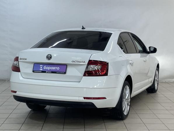 Skoda Octavia III (A7) Рестайлинг с пробегом 2017 года, цена 1 630 000 рублей, 176050 км, лифтбек, Автокод Объявления