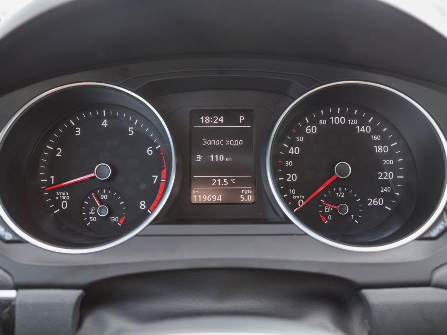 Volkswagen Jetta VI Рестайлинг Ижевск  - изображение 17