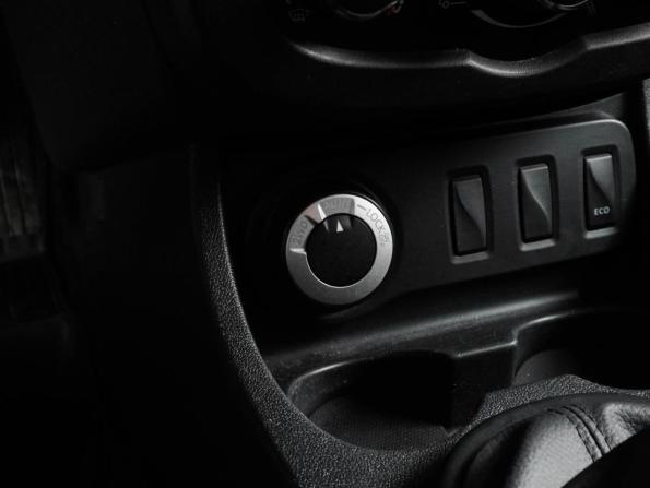 Renault Duster I Рестайлинг с пробегом 2017 года, цена 999 000 рублей, 288722 км, внедорожник, Автокод Объявления