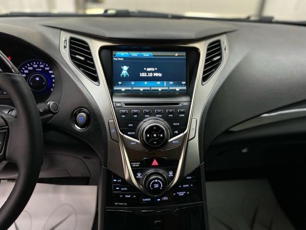 Hyundai Grandeur V с пробегом 2014 года, цена 1 620 000 рублей, 212109 км, седан, Автокод Объявления