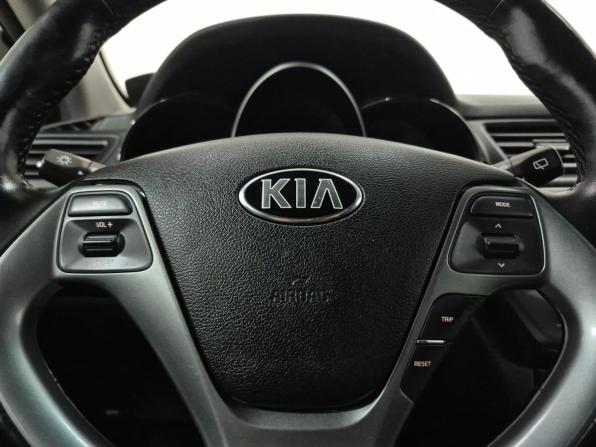 Kia Rio III Рестайлинг с пробегом 2016 года, цена 1 100 000 рублей, 90115 км, хэтчбек, Автокод Объявления