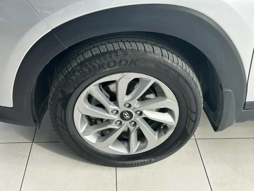 Hyundai Tucson III Екатеринбург  - изображение 11
