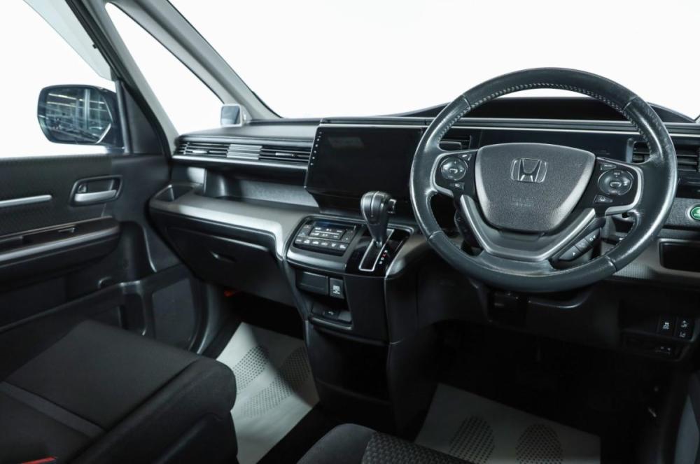 Honda Stepwgn V Рестайлинг Новосибирск  - изображение 10