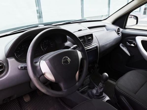 Nissan Terrano III (D10) с пробегом 2015 года, цена 1 049 000 рублей, 168681 км, внедорожник, Автокод Объявления