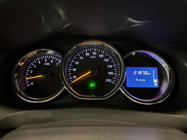 Renault Sandero II с пробегом 2015 года, цена 699 000 рублей, 161000 км, хэтчбек, Автокод Объявления