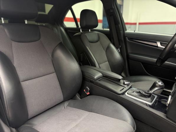 Mercedes-Benz C-Класс III (W204) Рестайлинг с пробегом 2013 года, цена 1 369 900 рублей, 170000 км, седан, Автокод Объявления