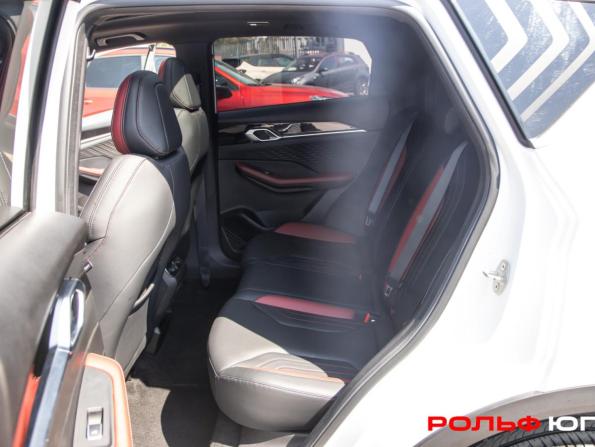 Geely Coolray I Рестайлинг с пробегом 2024 года, цена 2 268 000 рублей, 15975 км, внедорожник, Автокод Объявления