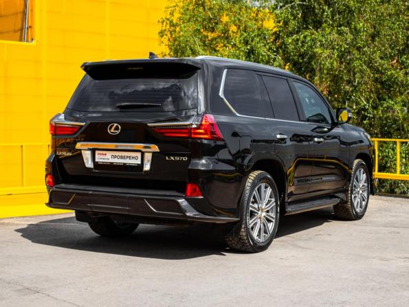 Lexus LX III Рестайлинг 2 с пробегом 2017 года, цена 8 598 000 рублей, 87222 км, внедорожник, Автокод Объявления