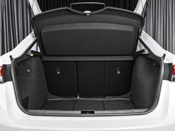 Skoda Rapid II с пробегом 2021 года, цена 1 669 000 рублей, 53538 км, лифтбек, Автокод Объявления