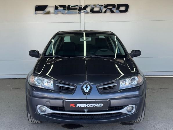 Renault Megane II Рестайлинг с пробегом 2009 года, цена 699 000 рублей, 91410 км, седан, Автокод Объявления