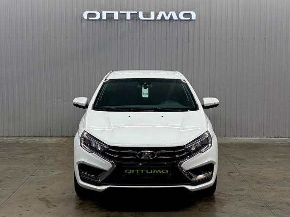 Lada (ВАЗ) Vesta I Рестайлинг (NG) с пробегом 2024 года, цена 1 377 000 рублей, 17824 км, седан, Автокод Объявления