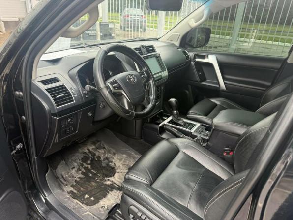Toyota Land Cruiser Prado 150 Series Рестайлинг 2 с пробегом 2018 года, цена 5 200 000 рублей, 178459 км, внедорожник, Автокод Объявления