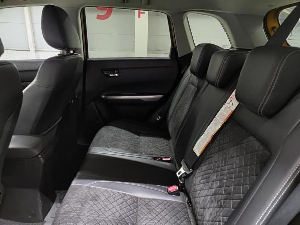 Suzuki Vitara II Рестайлинг с пробегом 2019 года, цена 1 950 000 рублей, 110002 км, внедорожник, Автокод Объявления
