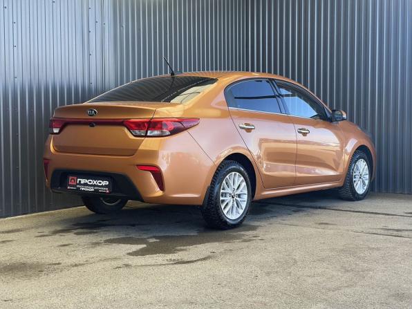 Kia Rio IV с пробегом 2017 года, цена 1 370 000 рублей, 84389 км, седан, Автокод Объявления