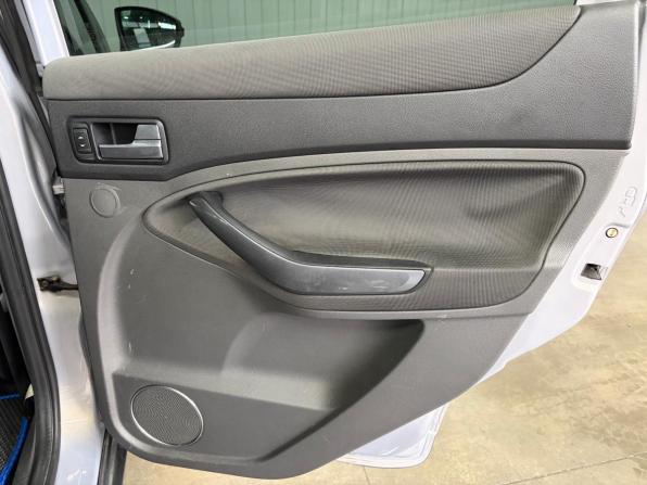 Ford Kuga I с пробегом 2011 года, цена 1 047 000 рублей, 137798 км, внедорожник, Автокод Объявления