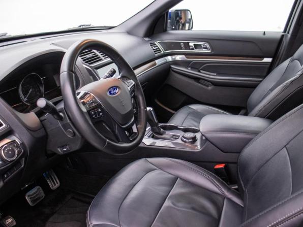 Ford Explorer V Рестайлинг с пробегом 2017 года, цена 2 895 000 рублей, 138450 км, внедорожник, Автокод Объявления