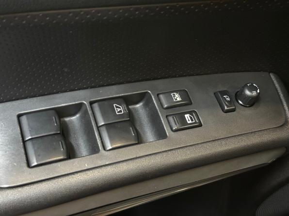 Nissan X-Trail II Рестайлинг с пробегом 2011 года, цена 1 160 000 рублей, 215791 км, внедорожник, Автокод Объявления
