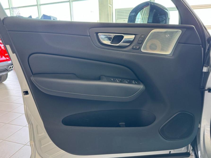 Volvo XC60 II Москва  - изображение 12