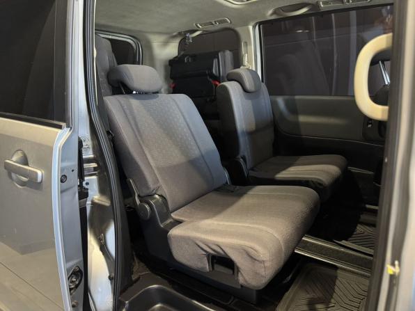 Nissan Serena III (C25) с пробегом 2006 года, цена 920 000 рублей, 350000 км, минивэн, Автокод Объявления