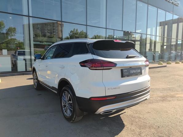 Geely Atlas Pro с пробегом 2024 года, цена 2 340 000 рублей, 40459 км, внедорожник, Автокод Объявления