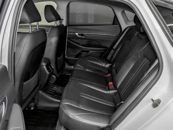 Hyundai Sonata VIII (DN8) с пробегом 2022 года, цена 2 490 000 рублей, 107943 км, седан, Автокод Объявления