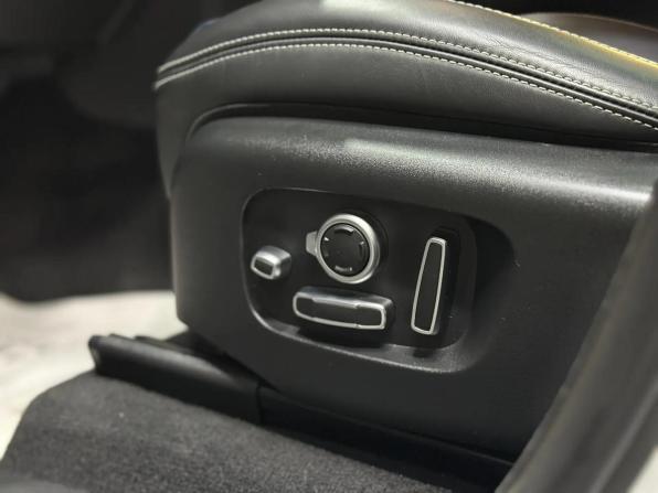 Land Rover Range Rover Velar I с пробегом 2021 года, цена 9 597 000 рублей, 27498 км, внедорожник, Автокод Объявления