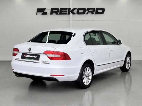 Skoda Superb II Рестайлинг с пробегом 2014 года, цена 1 549 000 рублей, 161913 км, лифтбек, Автокод Объявления