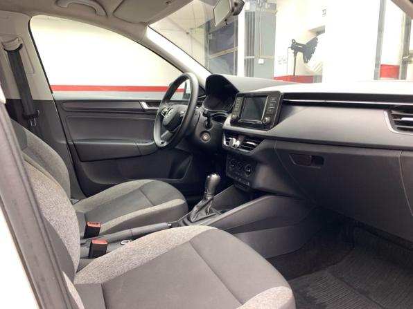 Skoda Rapid II с пробегом 2021 года, цена 1 599 000 рублей, 97073 км, лифтбек, Автокод Объявления