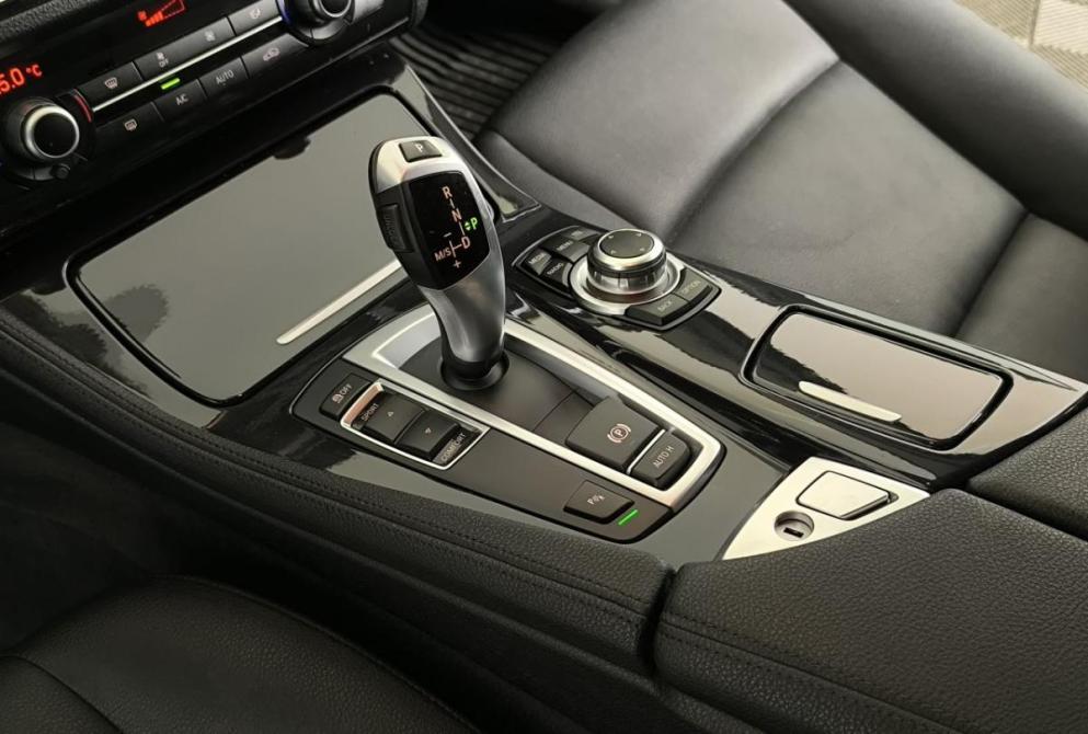BMW 5 серии VI (F10/F11/F07) Рестайлинг Нижний Новгород  - изображение 14