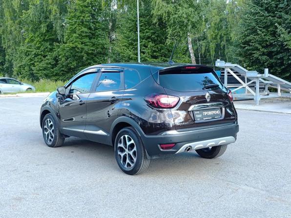 Renault Kaptur I с пробегом 2018 года, цена 1 364 000 рублей, 202000 км, внедорожник, Автокод Объявления