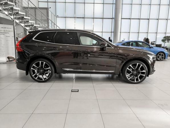Volvo XC60 II Рестайлинг с пробегом 2021 года, цена 4 200 000 рублей, 84300 км, внедорожник, Автокод Объявления