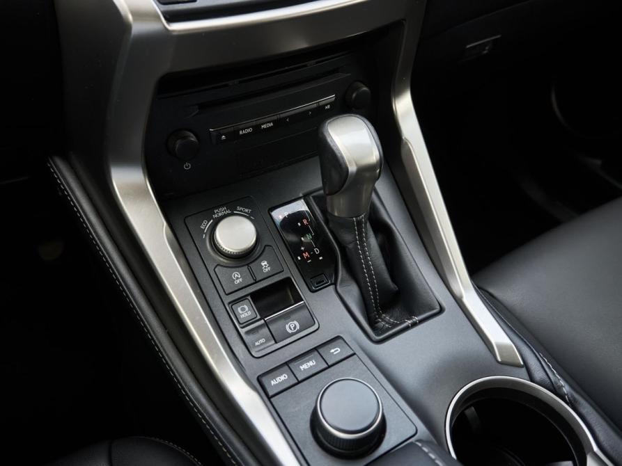 Lexus NX I Рестайлинг Казань  - изображение 11