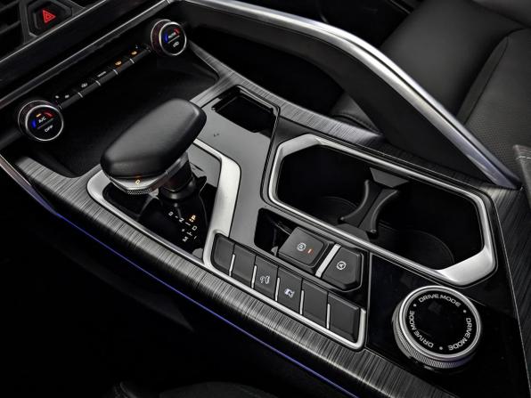 Geely Tugella I Рестайлинг с пробегом 2023 года, цена 2 700 000 рублей, 89000 км, внедорожник, Автокод Объявления