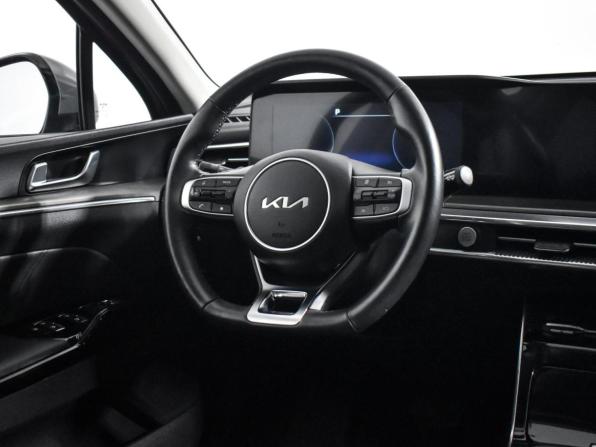 Kia K5 III с пробегом 2024 года, цена 3 049 000 рублей, 44962 км, седан, Автокод Объявления