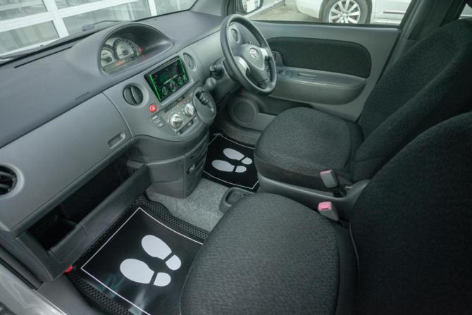 Toyota Sienta I Рестайлинг 2 с пробегом 2015 года, цена 848 000 рублей, 239000 км, компактвэн, Автокод Объявления