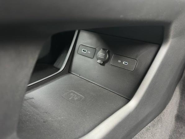 Geely Monjaro I Рестайлинг с пробегом 2025 года, цена 4 250 000 рублей, 35 км, внедорожник, Автокод Объявления