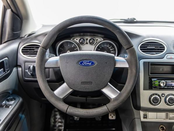 Ford Focus II Рестайлинг с пробегом 2011 года, цена 578 000 рублей, 245027 км, седан, Автокод Объявления