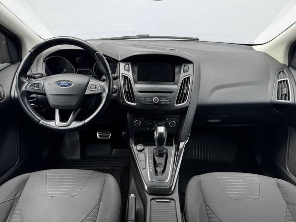Ford Focus III Рестайлинг с пробегом 2017 года, цена 1 350 000 рублей, 140454 км, хэтчбек, Автокод Объявления