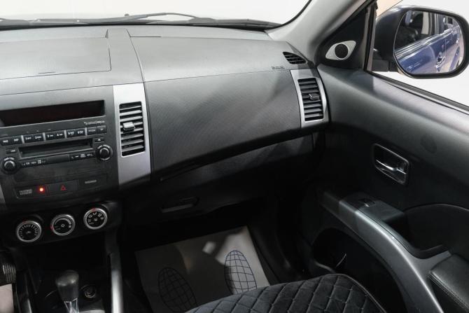 Mitsubishi Outlander II с пробегом 2008 года, цена 1 199 000 рублей, 220000 км, внедорожник, Автокод Объявления
