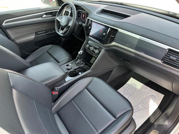 Volkswagen Atlas I Рестайлинг с пробегом 2021 года, цена 4 400 000 рублей, 58000 км, внедорожник, Автокод Объявления