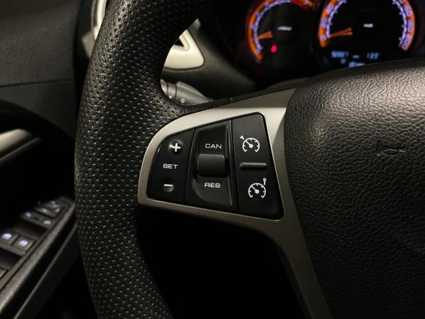 Lada (ВАЗ) Vesta I с пробегом 2022 года, цена 1 315 000 рублей, 92882 км, универсал, Автокод Объявления