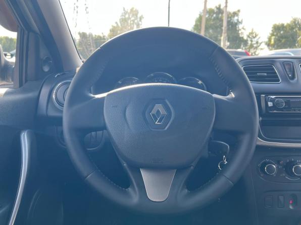 Renault Logan II с пробегом 2016 года, цена 787 200 рублей, 103167 км, седан, Автокод Объявления