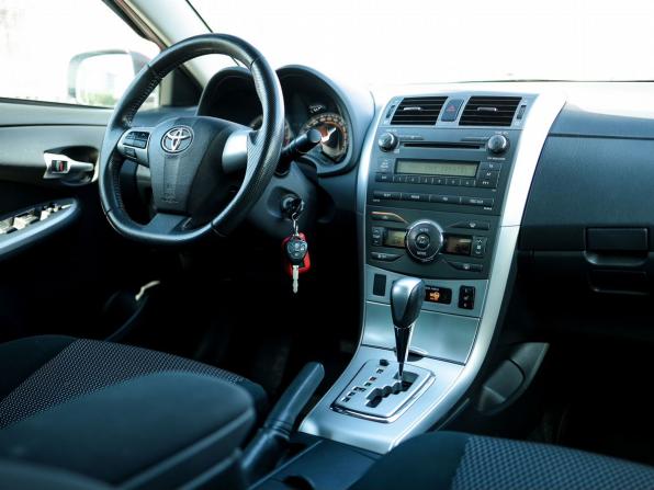 Toyota Corolla X (E140 E150) Рестайлинг с пробегом 2012 года, цена 1 169 000 рублей, 129328 км, седан, Автокод Объявления