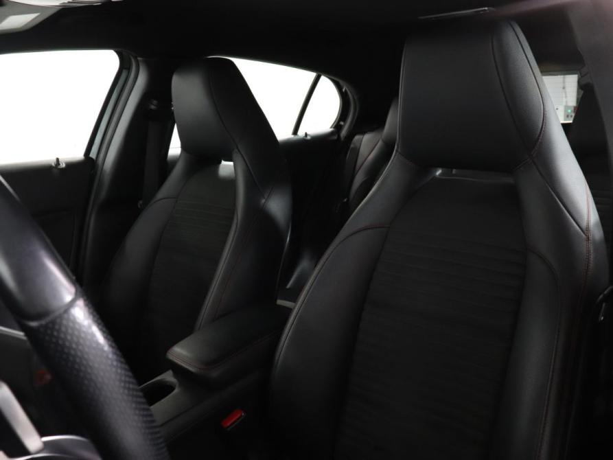 Mercedes-Benz GLA I (X156) Рестайлинг Москва  - изображение 17