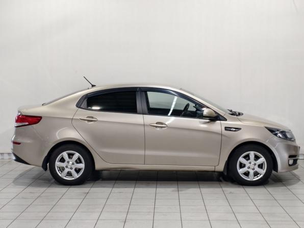 Kia Rio III Рестайлинг с пробегом 2015 года, цена 874 800 рублей, 82135 км, седан, Автокод Объявления