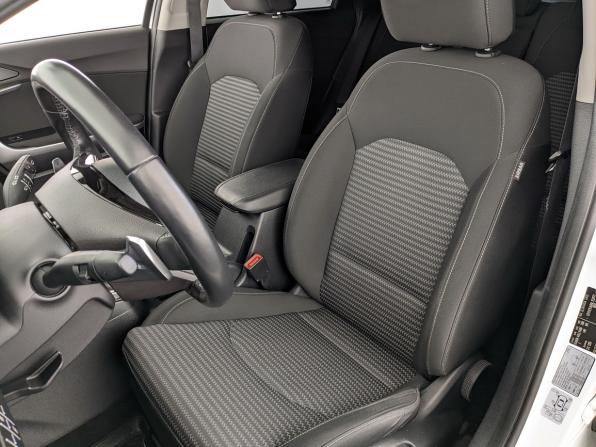 Kia Ceed III Рестайлинг с пробегом 2022 года, цена 2 320 000 рублей, 65392 км, хэтчбек, Автокод Объявления