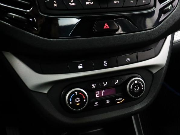 Lada (ВАЗ) Vesta I с пробегом 2018 года, цена 949 000 рублей, 178915 км, седан, Автокод Объявления
