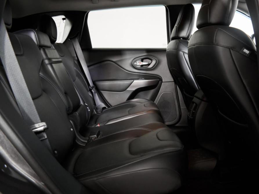 Jeep Cherokee V (KL) Рестайлинг Москва  - изображение 11