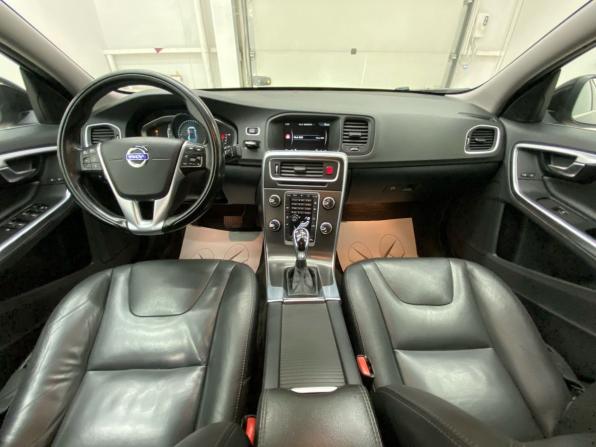 Volvo S60 II Рестайлинг с пробегом 2014 года, цена 1 200 000 рублей, 234951 км, седан, Автокод Объявления